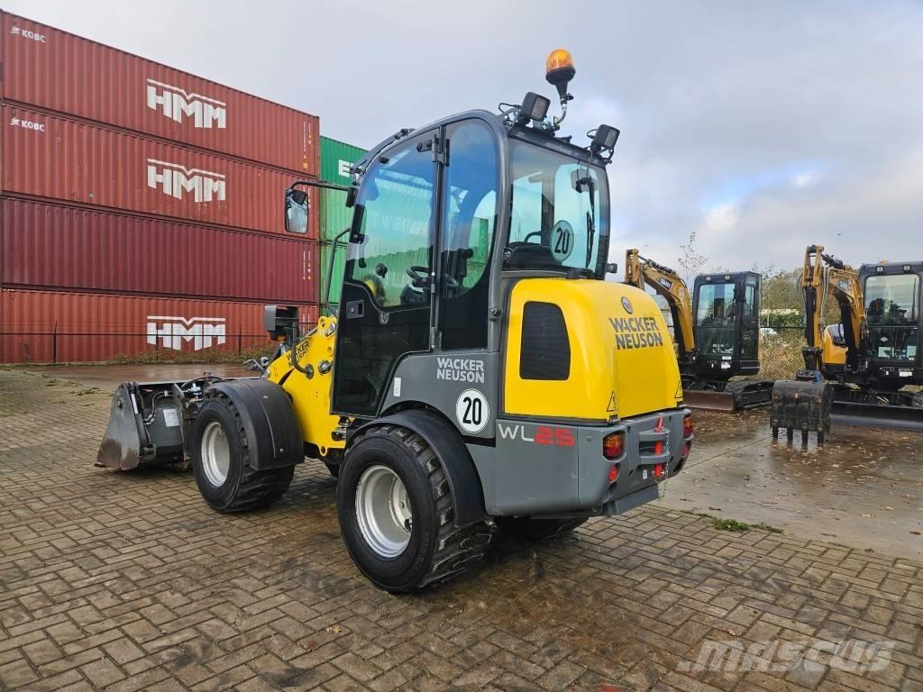 Wacker Neuson WL 25 Cargadoras sobre ruedas