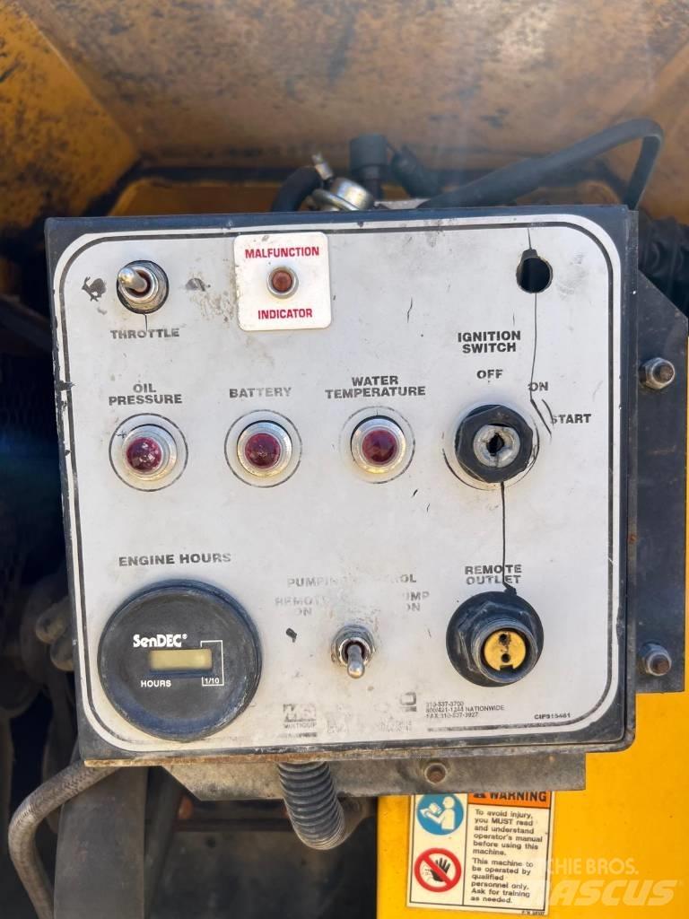 Mayco C-30HDNI Camión hormigonera
