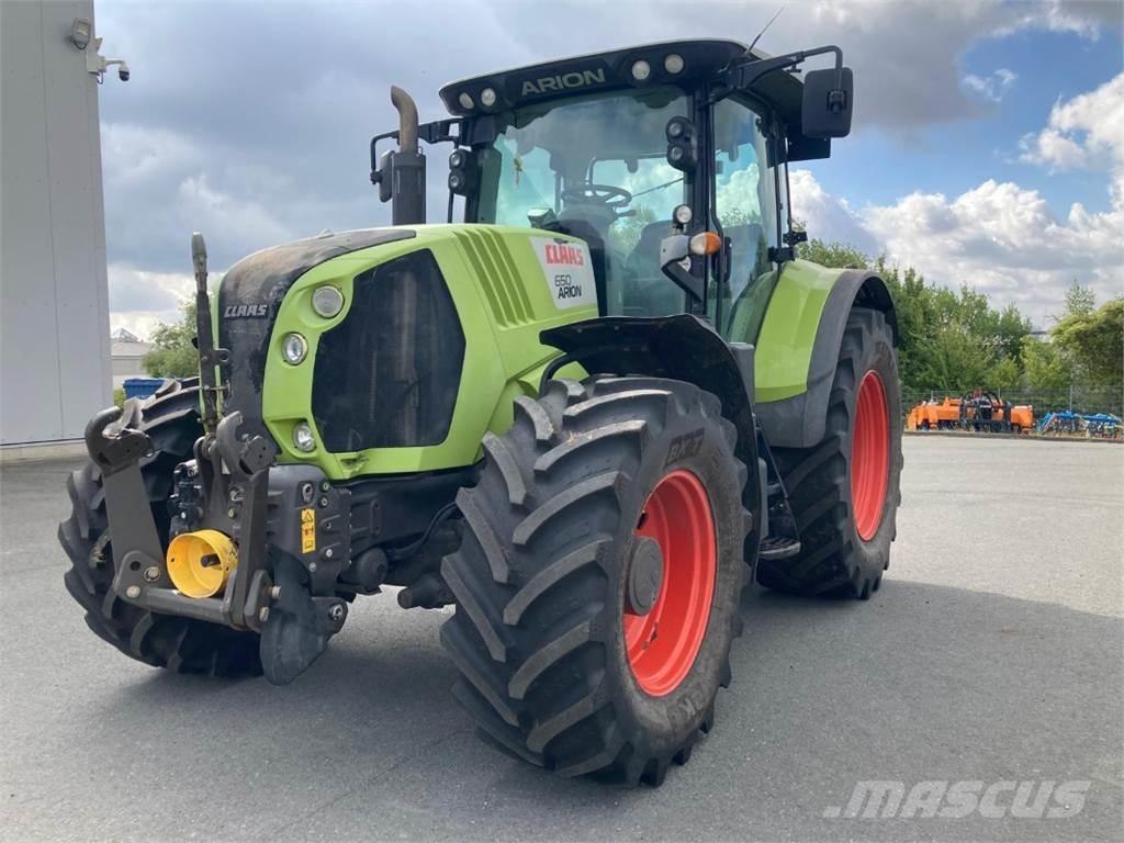 CLAAS ARION 650 Tractores