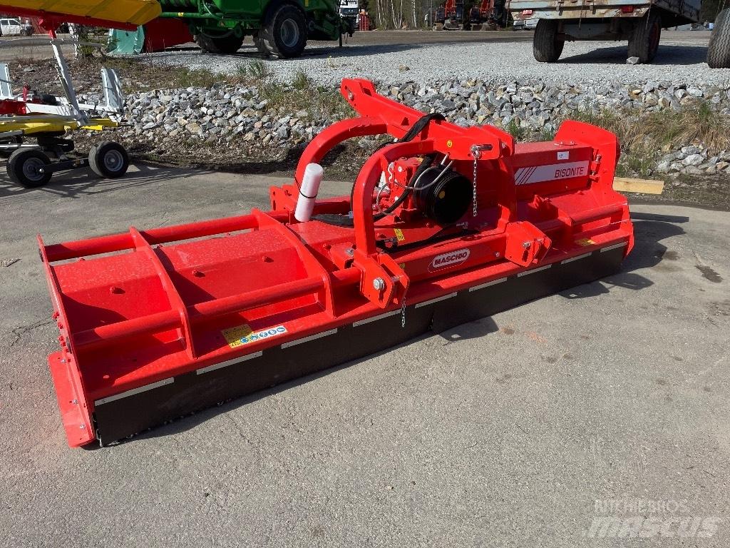Maschio Bisonte 300 Segadoras