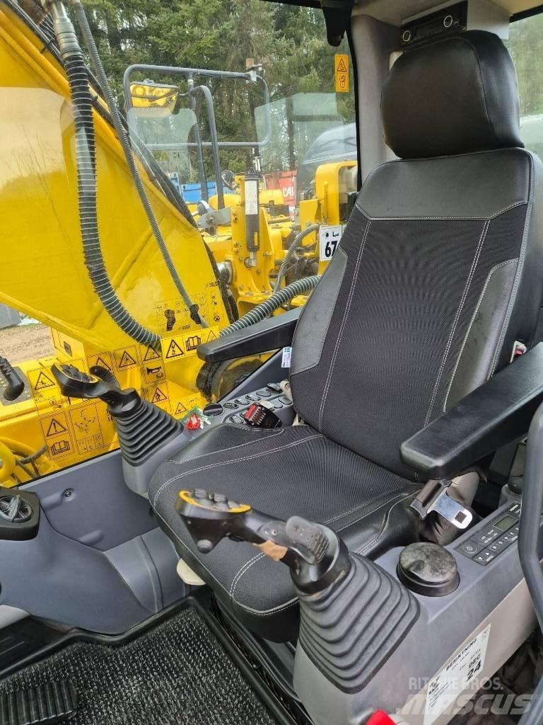 Komatsu PC210 LC-11 Excavadoras de cadenas
