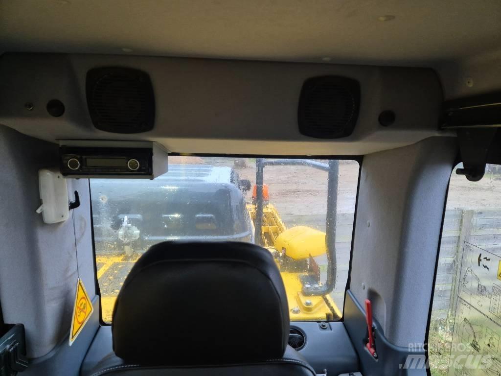 Komatsu PC210 LC-11 Excavadoras de cadenas