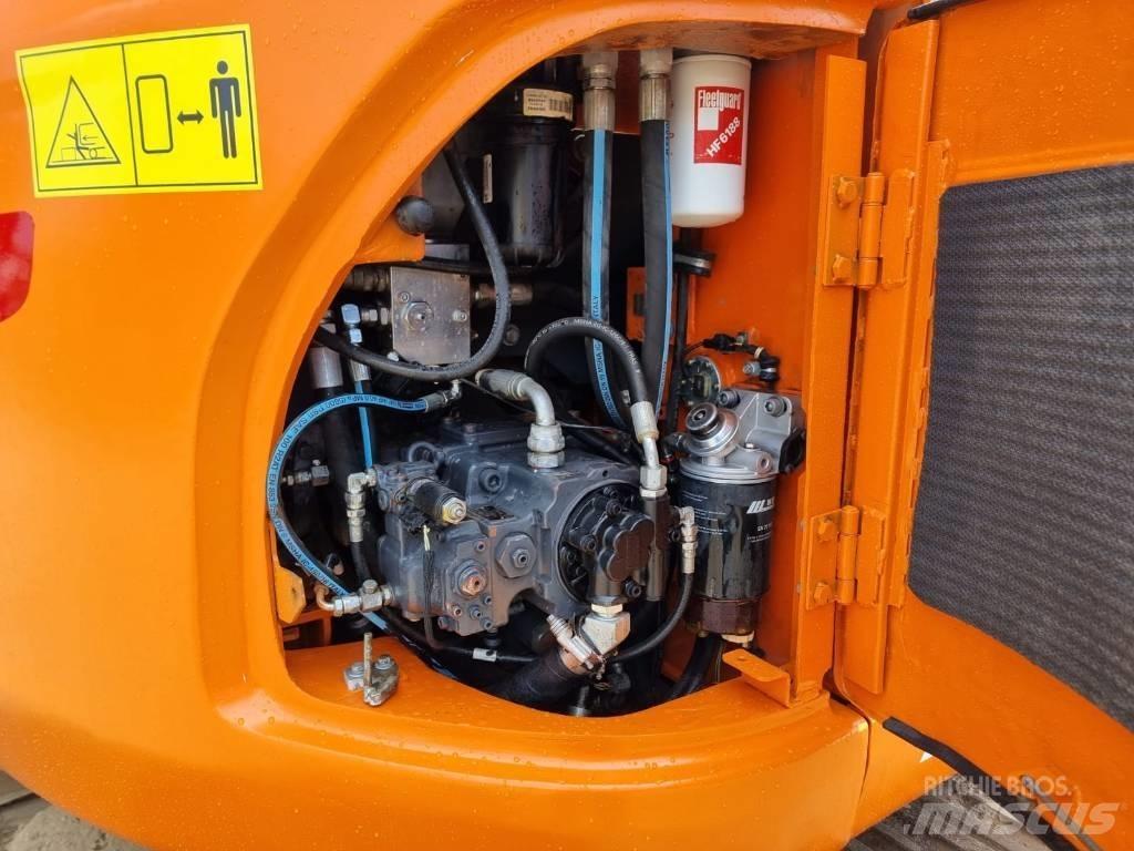 Doosan DX 140 LC-3 Excavadoras de cadenas