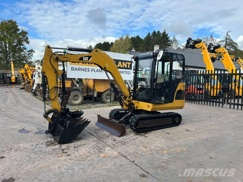 CAT 302.5 C Mini excavadoras < 7t