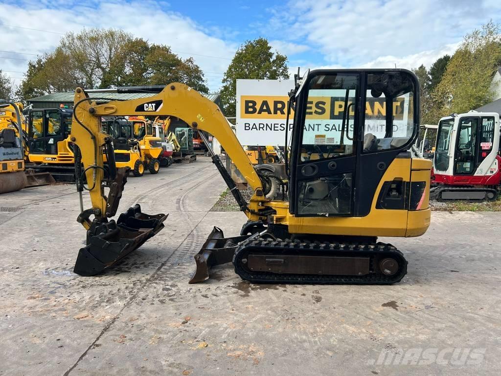 CAT 302.5 C Mini excavadoras < 7t