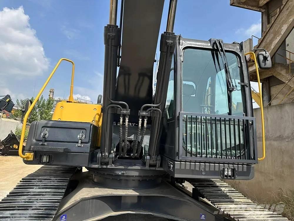 Volvo EC240D Excavadoras de cadenas