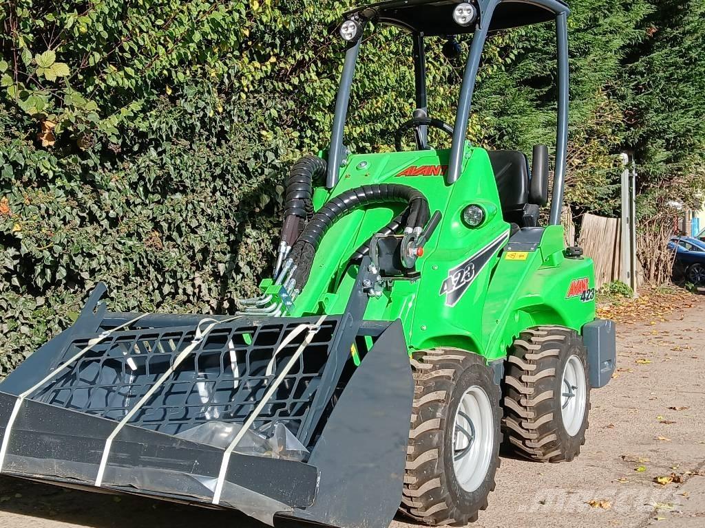 Avant 423 Cargadoras multifunción