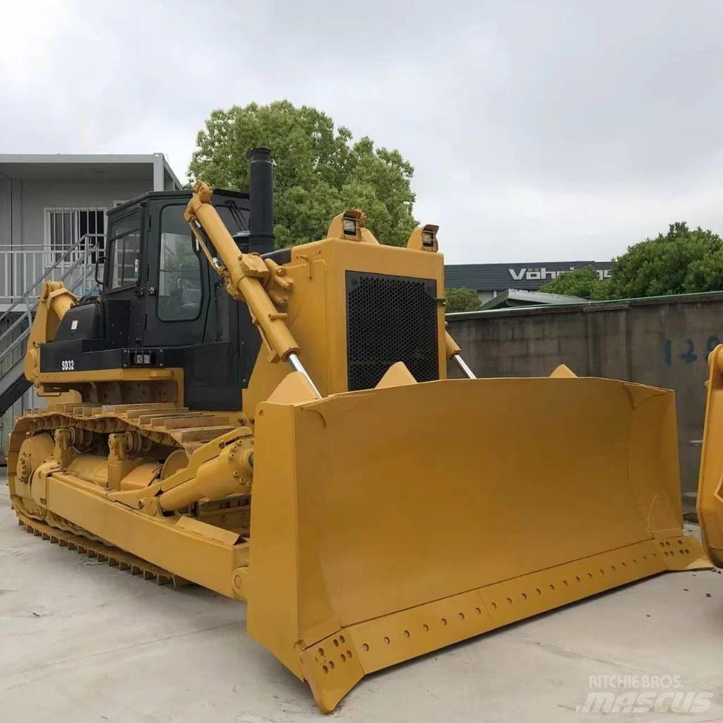 Shantui SD 32 D Buldozer sobre oruga