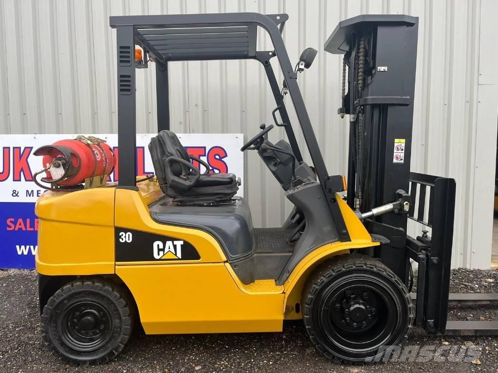 CAT GP30NT Carretillas LPG