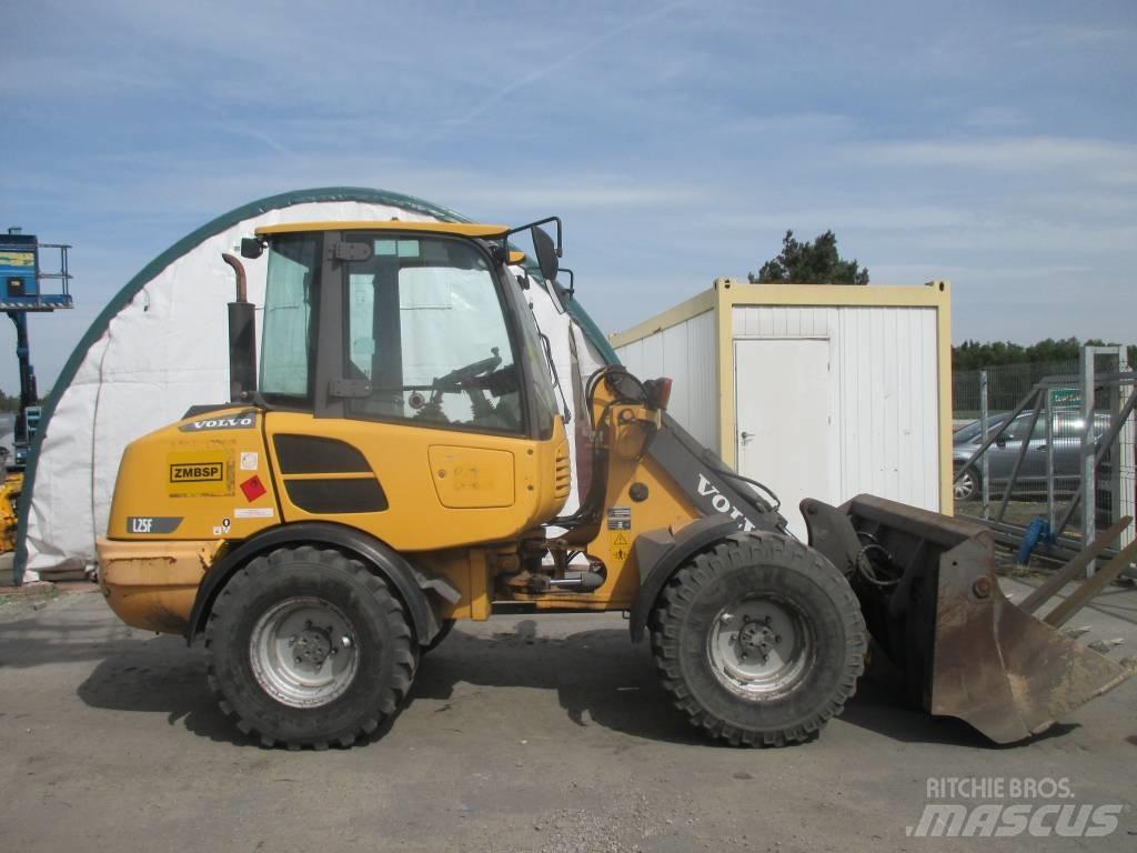 Volvo L 25 F Cargadoras sobre ruedas