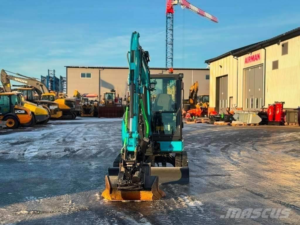 Airman AX 38 U-6 A Mini excavadoras < 7t