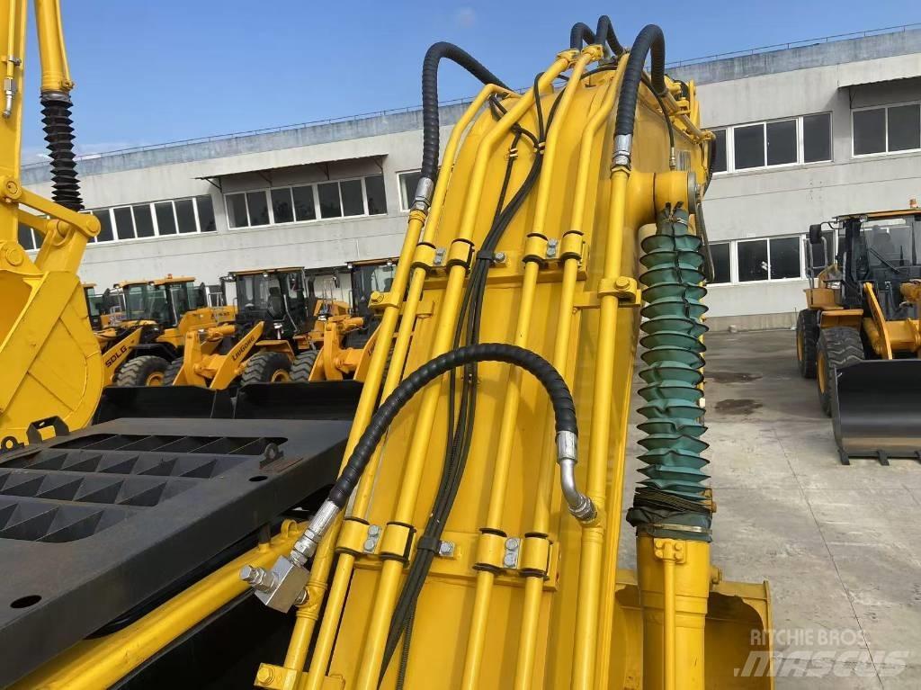 Komatsu PC 220-8 Excavadoras de cadenas