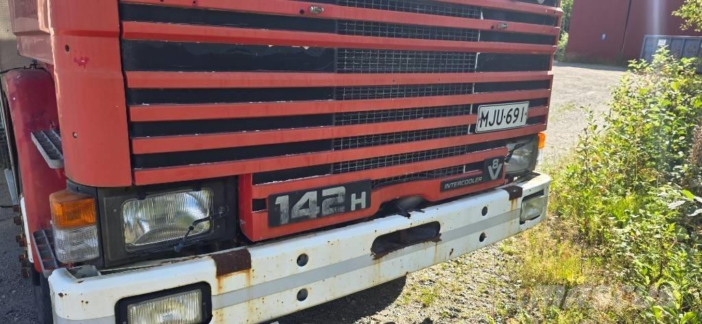 Scania 142 H Camiones de Bomberos