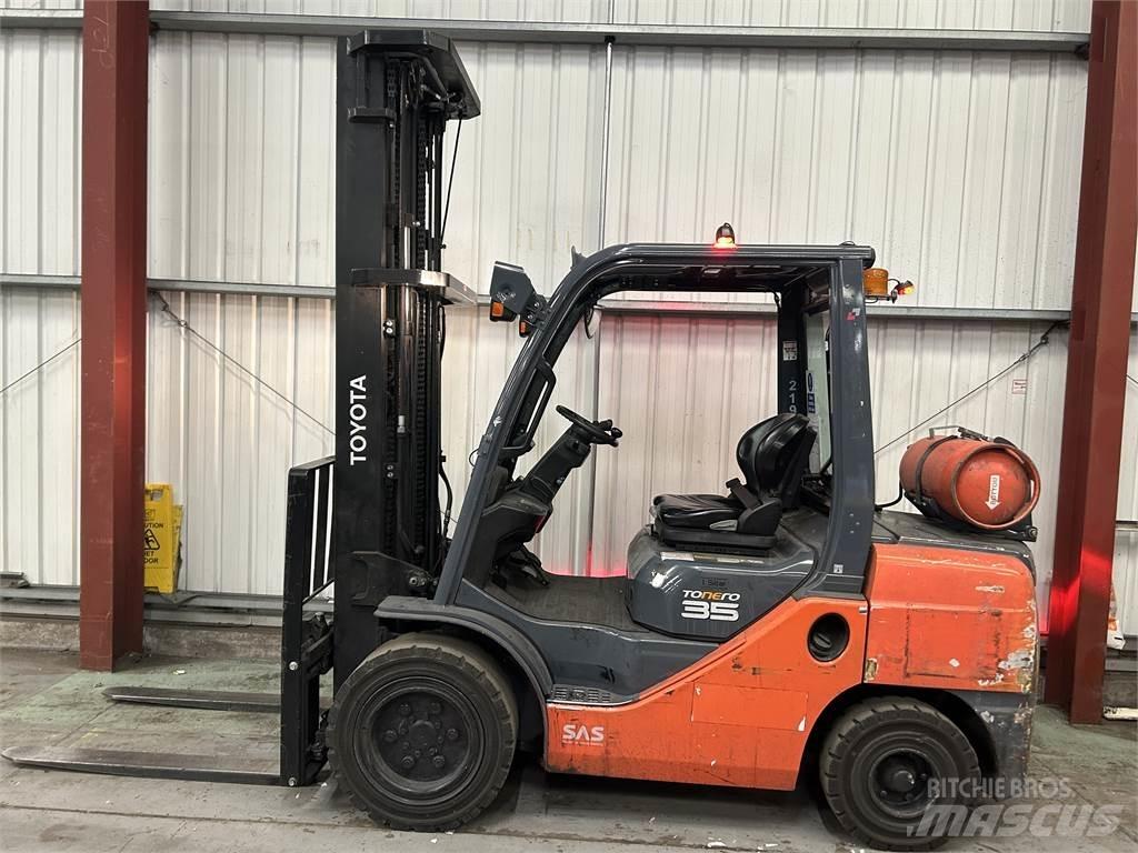 Toyota 02-8FGJF35 Carretillas LPG