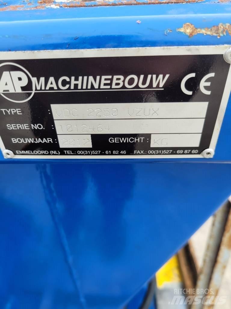 AP VDC 2250 VZUX Alimentador de animales