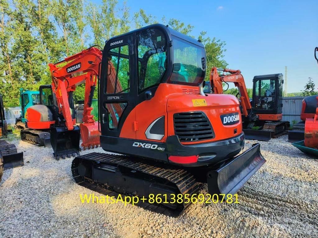 Doosan DX 60 Mini excavadoras < 7t