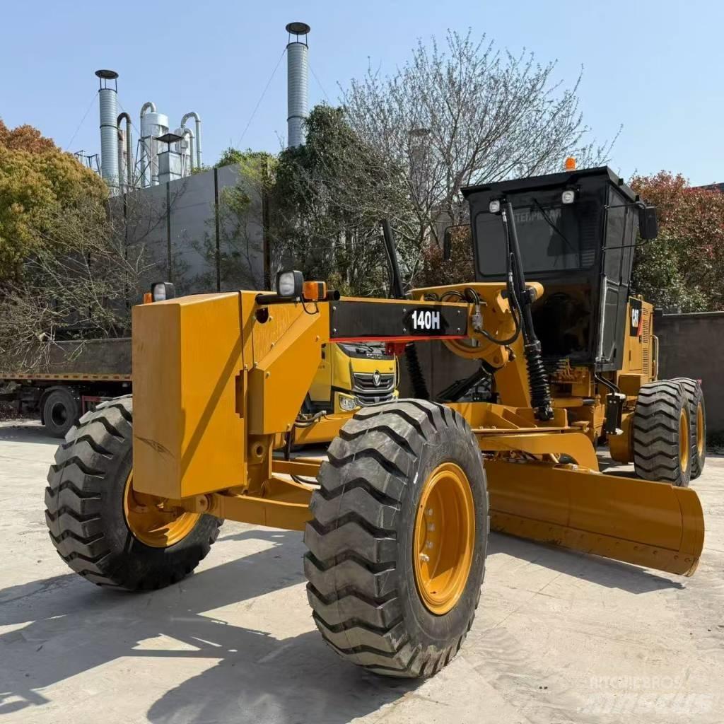 CAT 140 H Motoniveladoras