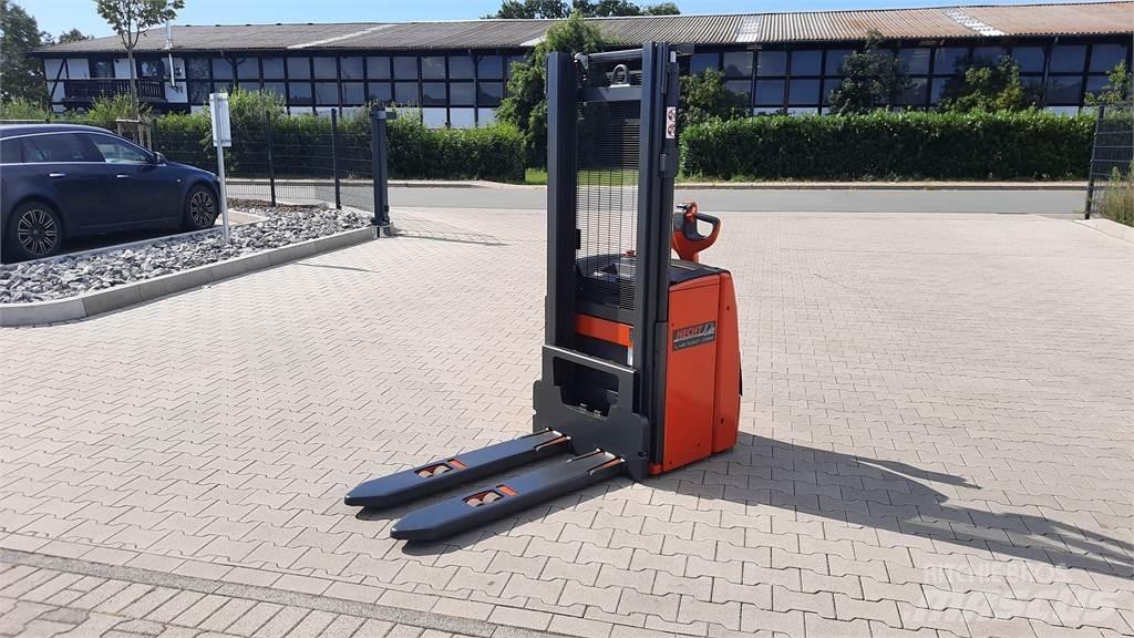 Linde L16 - BR1173 Apiladores eléctricos