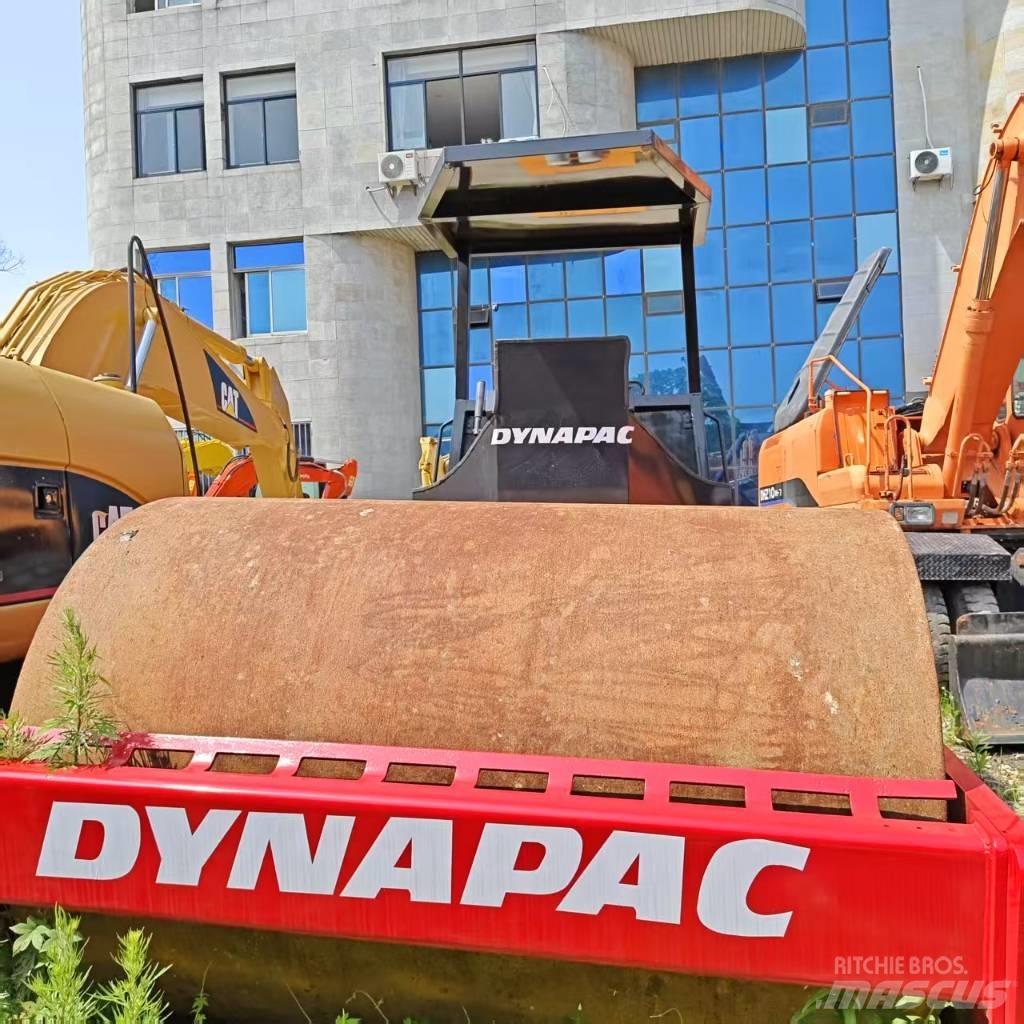 Dynapac CA251D Rodillos de un solo tambor