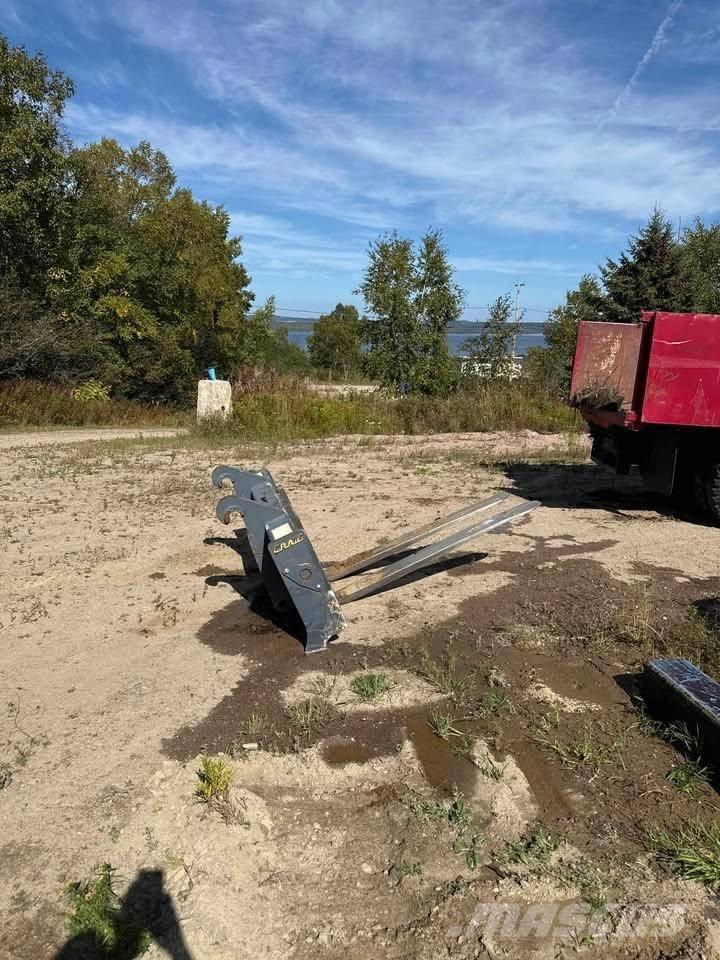 Hitachi ZW 140 Cargadoras sobre ruedas