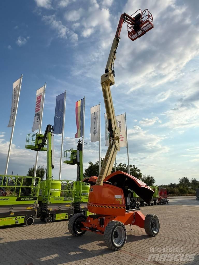 JLG EC450AJ Plataforma de trabajo articulada