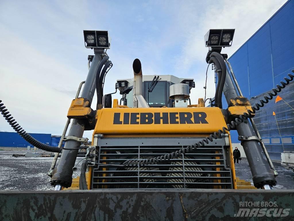 Liebherr 736 LGP Buldozer sobre oruga