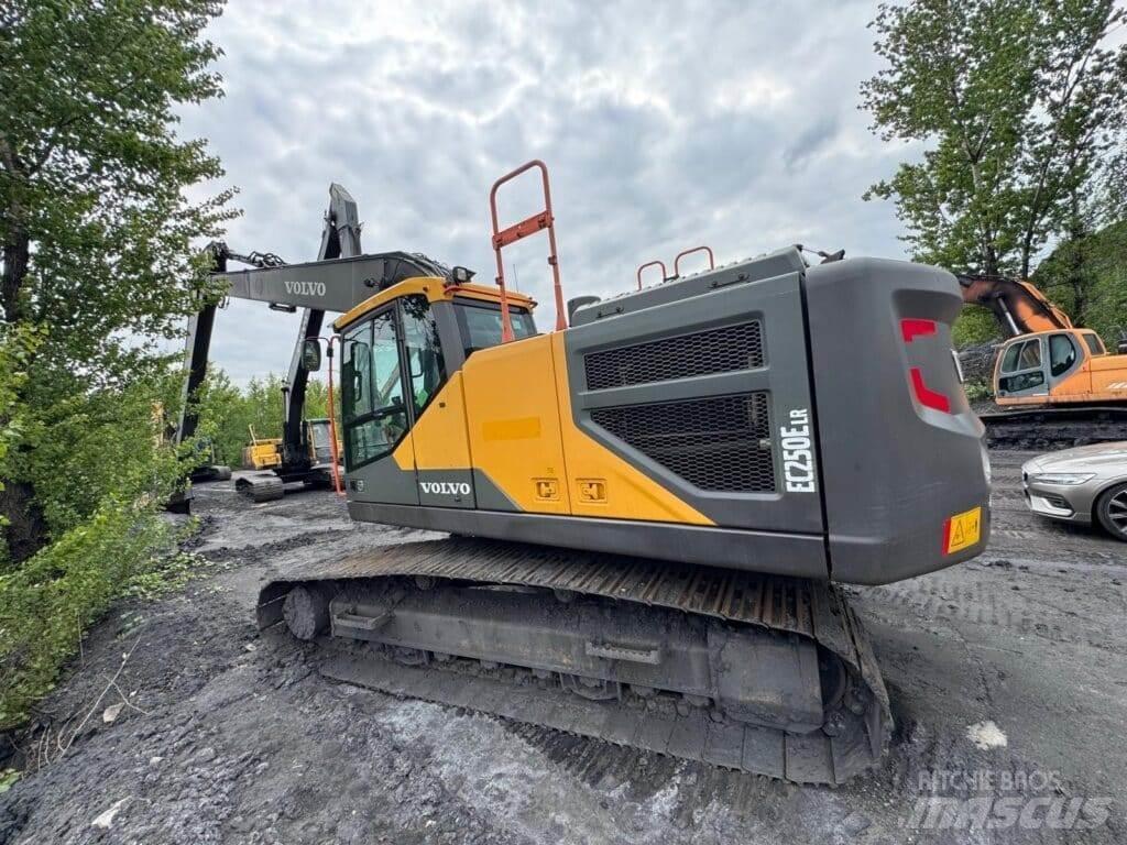Volvo EC250ELR Excavadoras de cadenas