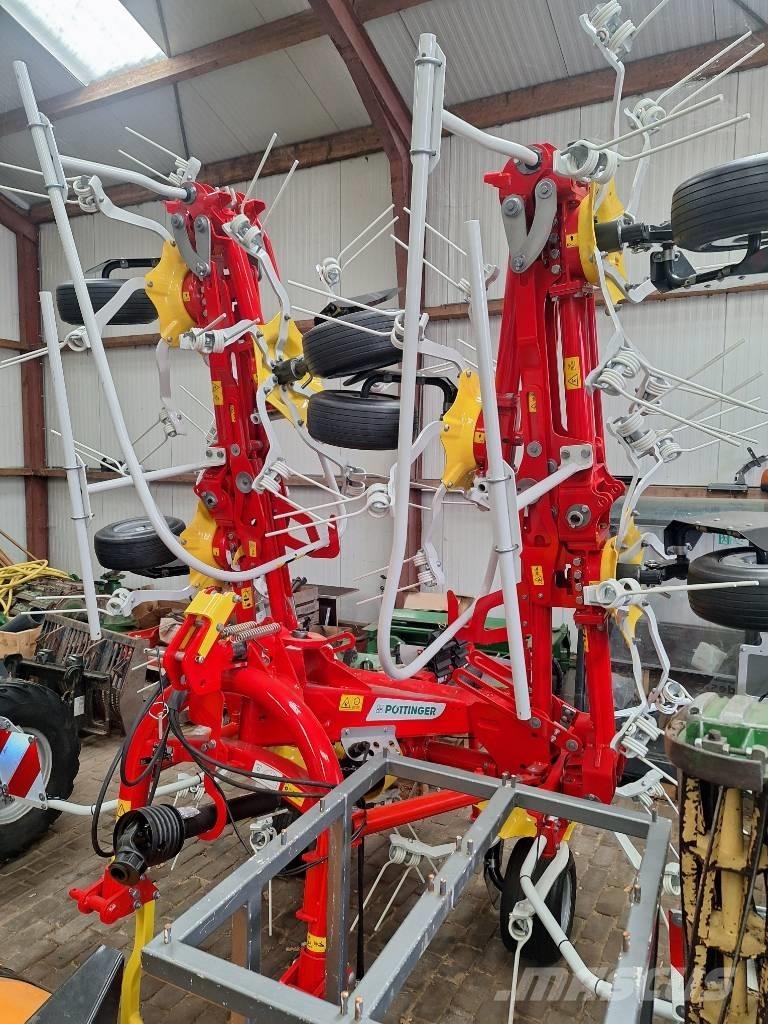 Pöttinger HIT 8.91 Rastrillos y henificadores