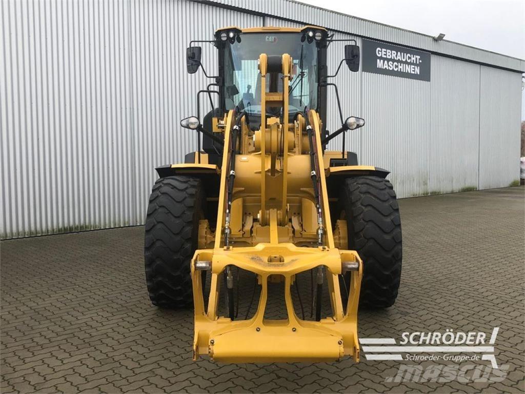  938 HL Cargadoras sobre ruedas