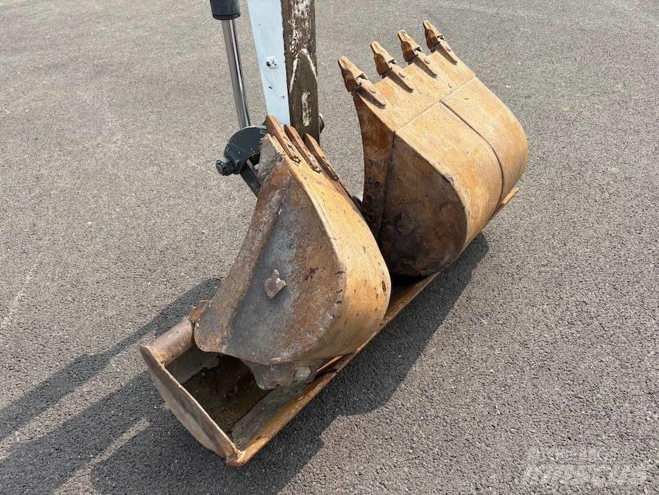 Neuson 38 Z 3 RD Mini excavadoras < 7t