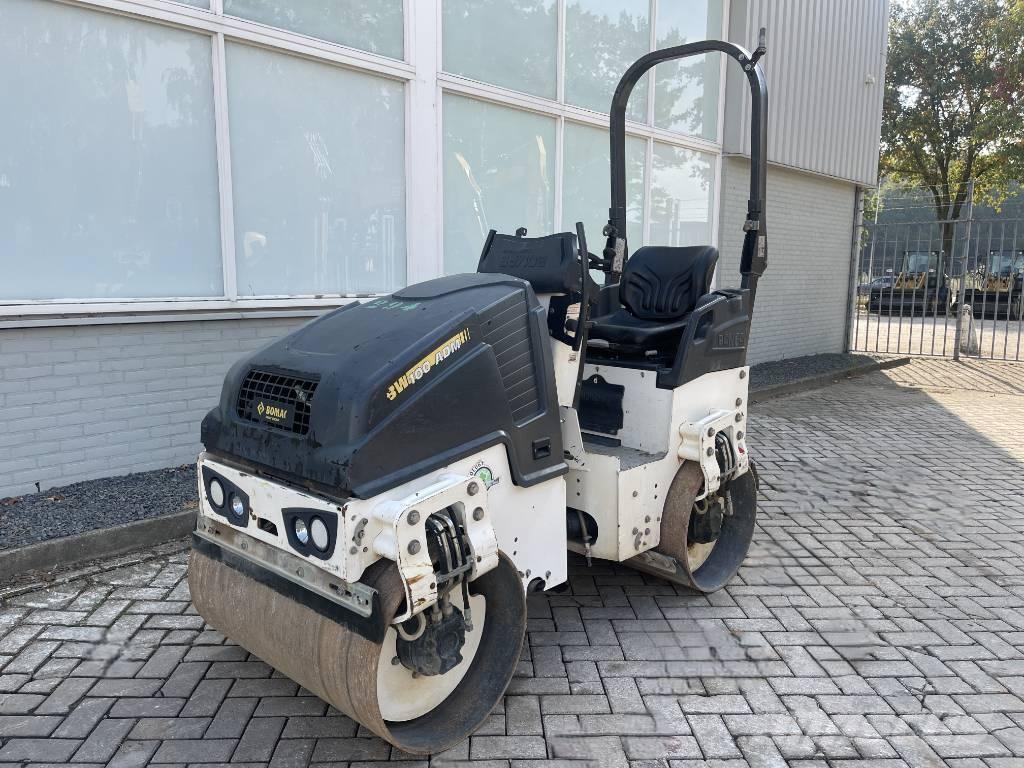 Bomag BW 100 AD M-5 Rodillos de doble tambor