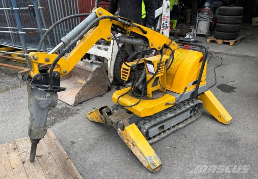 Brokk 50 Excavadoras de demolición