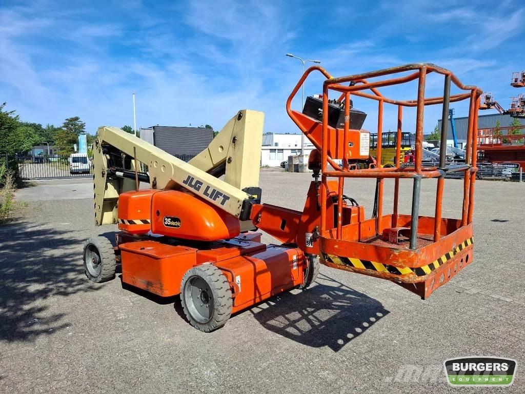 JLG N35E Plataforma de trabajo articulada