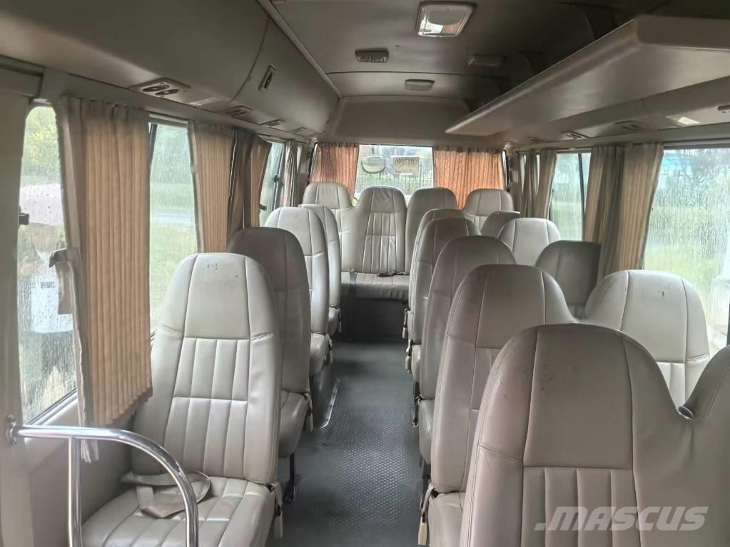 Toyota Coaster Autobuses interurbanos