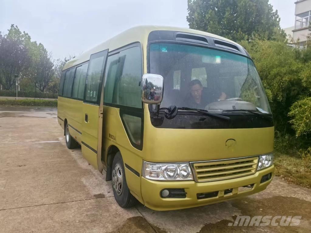 Toyota Coaster Autobuses interurbanos