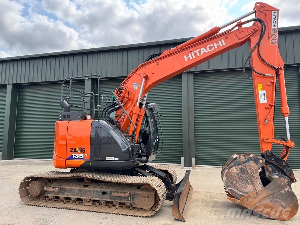 Hitachi ZX 135USBL-6 Excavadoras de cadenas