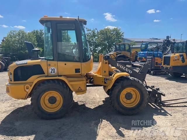 Volvo L 30 G Cargadoras sobre ruedas
