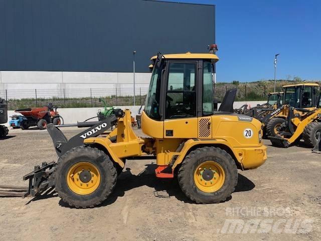 Volvo L 30 G Cargadoras sobre ruedas