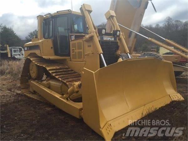 CAT D 6 R Buldozer sobre oruga