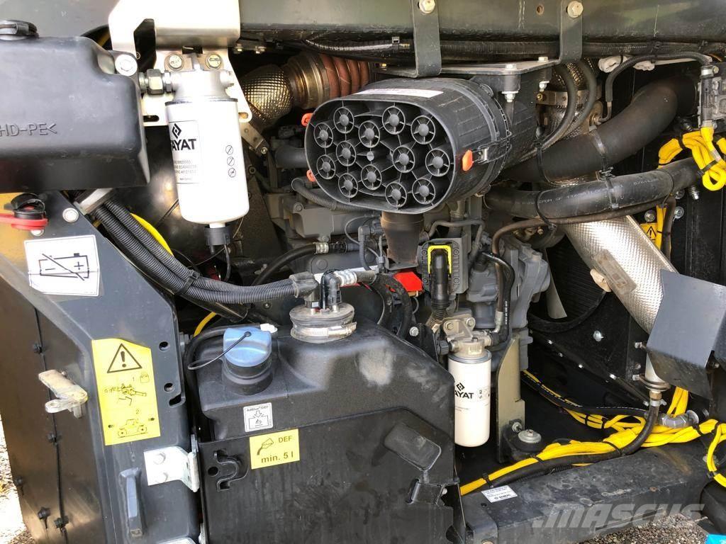 Bomag BW 174 AP-4v Rodillos de doble tambor