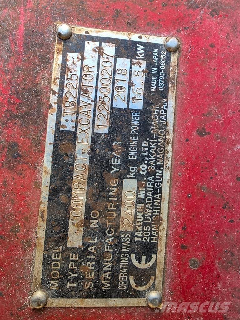 Takeuchi TB 225 Mini excavadoras < 7t