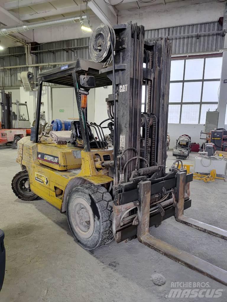CAT GPL 40 Carretillas LPG
