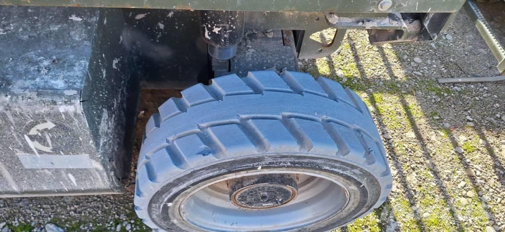 JLG M 3369 Plataformas tijera