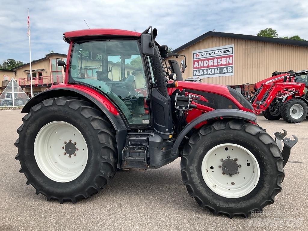 Valtra N174 Versu Tractores