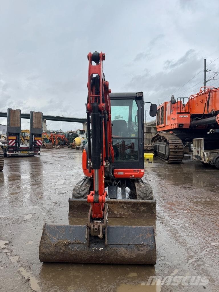 Kubota U 27-4 Mini excavadoras < 7t