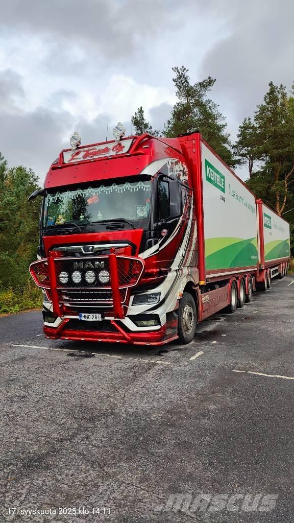 MAN TGX 15.2 Camiones volquete para virutas de madera