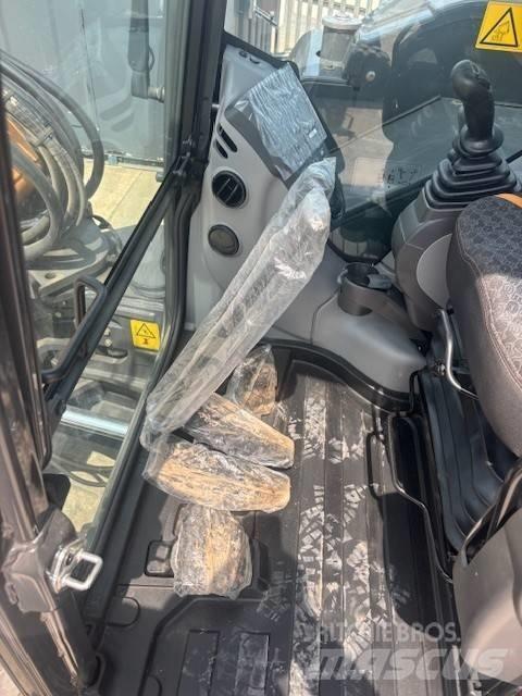 CASE CX 90 D Excavadoras 7t - 12t