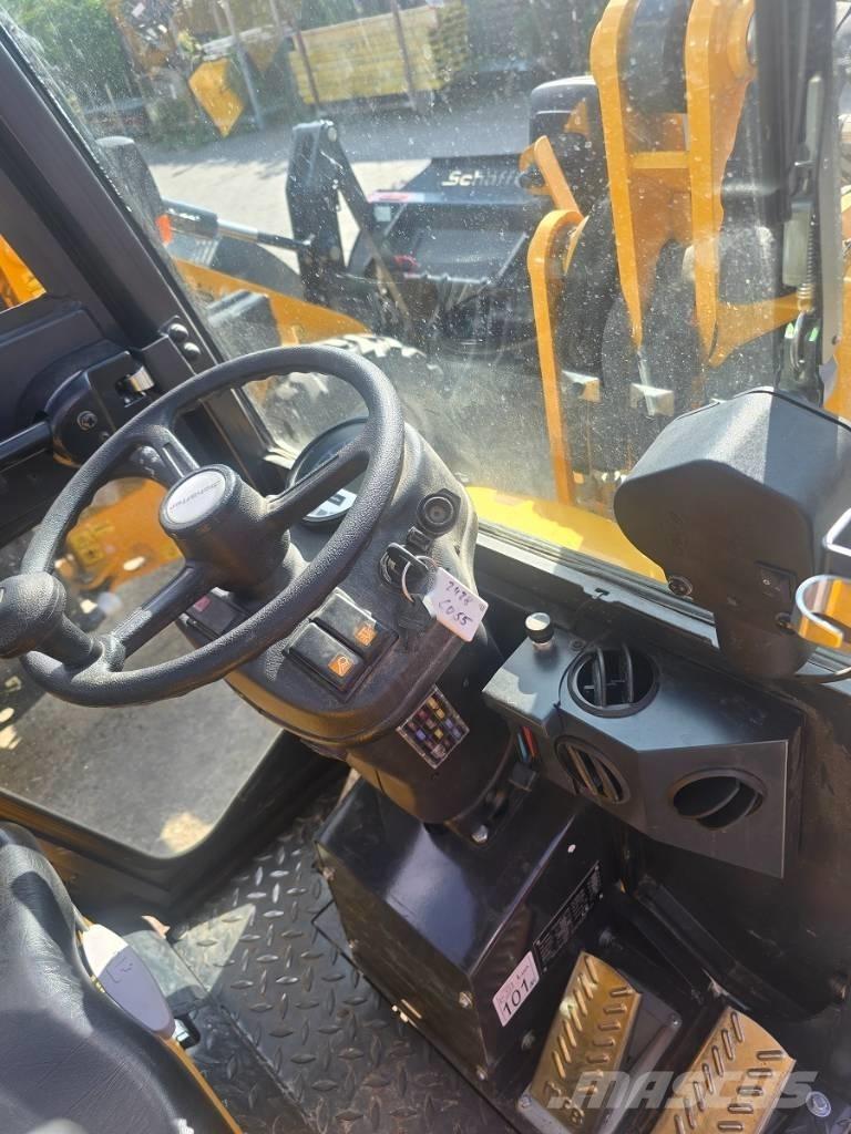 Schäffer 2428 SLT Minicargadoras