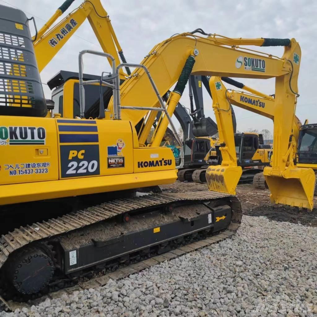 Komatsu PC 220-8 Excavadoras de cadenas