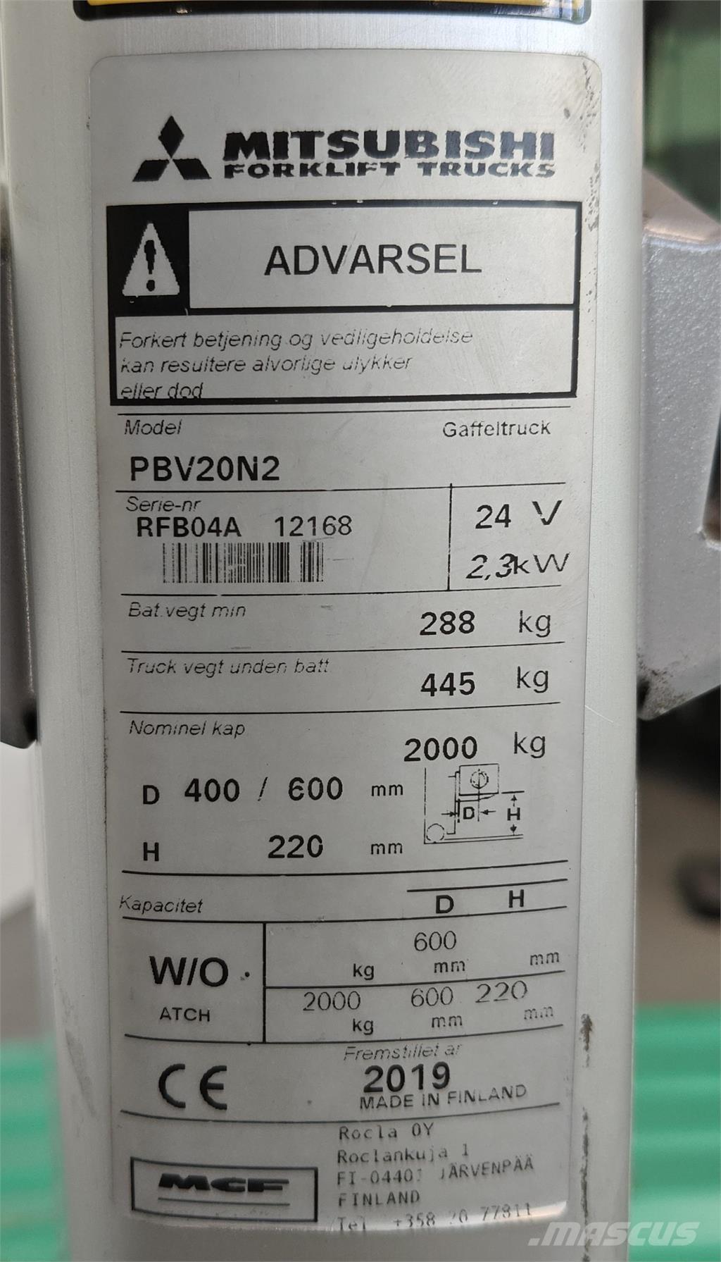 Mitsubishi PBV20N2 Plataforma con motor